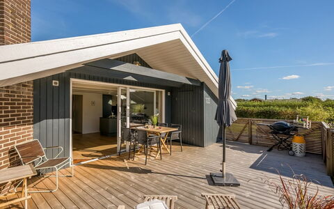 Thamina - 200M to the Fjord: Home, Roof, House, Door, Cottage, Shade, Garden, Groundcover, Porch, Yard