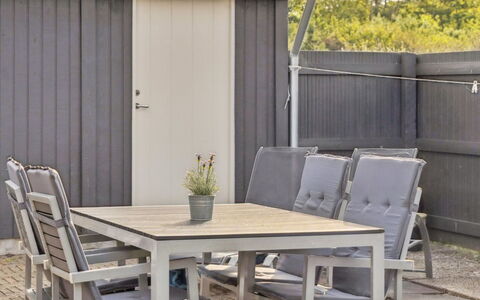 Hannah - 200M from the Sea: House, Home, Door, Roof, Cottage, Estate, Garden, Shade, Siding, Yard