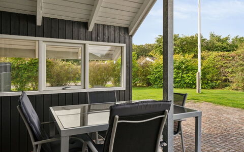 Hannah - 200M from the Sea: House, Home, Door, Roof, Cottage, Estate, Garden, Shade, Siding, Yard
