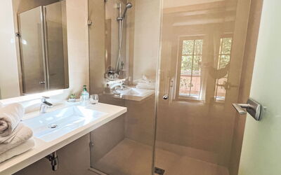 Accommodation:&nbsp;Cheeky Apartment 649.3