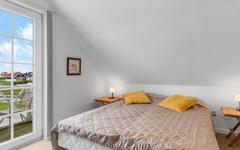 Skarthi - 300M from the Sea: Flooring, Bedroom, Wood, Floor, Interior Design, Bed, Ceiling, Furniture, Home, Bed Sheet