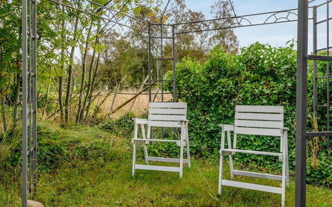 Kätlin - 900M from the Sea: Wood, Furniture, Apartment, Room, Ceiling, Wood Stain, Chair, Hardwood, Varnish, Lumber