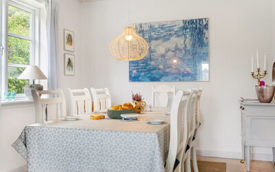 Kätlin - 900M from the Sea