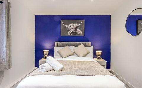 Gordonstoun Cottage: Bed, Interior Design, Bedroom, Furniture, Bed Sheet, Bedding, Floor, Flooring, Ceiling, Linens