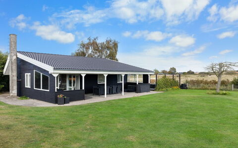 Rolfkarl - 250M from the Sea: Blue, Cottage, House, Home, Farmhouse, Estate, Siding