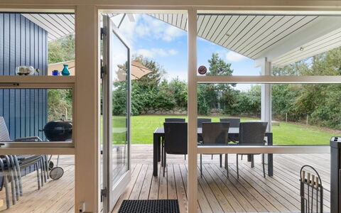 Ellinor - 190M from the Sea: Roof, House, Home, Cottage, Door, Siding, Deck, Porch, Plank, Hardwood