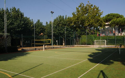 Happy Camp Mobil Homes in Riccione: Recreation, Leisure, Shade, Outdoor Furniture, Park, Vacation, Eco Hotel, Resort, Deck