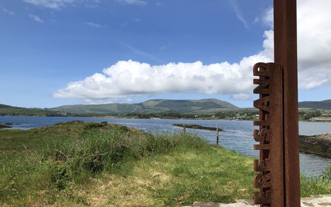 Rhea Holiday Home Bantry: Horizon, Cloud, Hill, Landscape, Coastal And Oceanic Landforms, Coast, Lake, Morning, Sea, Loch