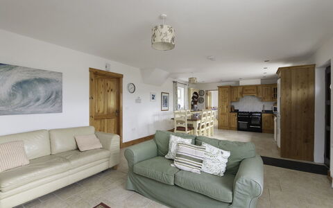 Rhea Holiday Home Bantry: Furniture, Wood, Couch, Interior Design, Flooring, Home, Ceiling, Floor, Living Room, Room