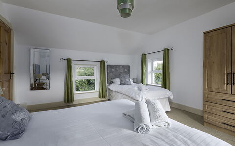 Rhea Holiday Home Bantry: Interior Design, Furniture, Bed, Bedroom, Flooring, Floor, Ceiling, Wood, Room, Bedding