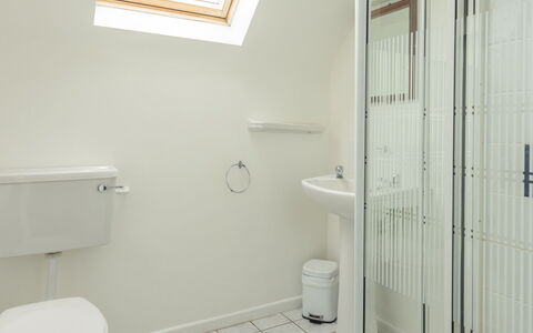 Ballybunion(Tr4) Hc No 7: Plumbing Fixture, Flooring, Floor, Interior Design, Bathroom, Ceiling, Plumbing, Room, Sink, Apartment