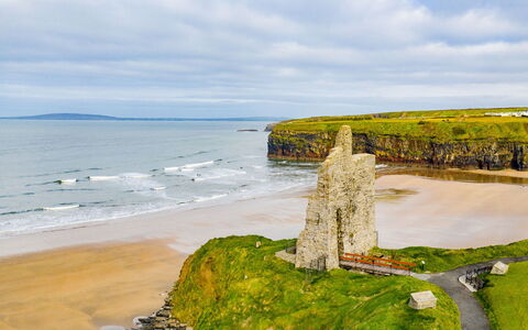 Ballybunion(Tr4) Hc No 27: Coast, Rock, Sea, Coastal And Oceanic Landforms, Natural Landscape, Terrain, Horizon, Ocean, Headland