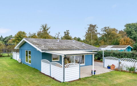 Einari - 500M from the Sea: Cottage, Backyard, Yard, Garden Buildings, Shed, Siding, Outdoor Furniture, Log Cabin, Outdoor Structure, Shack