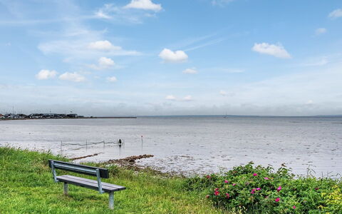 Asfrid - 80M from the Sea: Sky, Blue, Water, Water Resources, Cloud, Body Of Water, Daytime, Horizon, Natural Environment, Nature