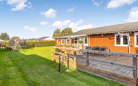 Ali - 500M from the Sea: Cottage, Backyard, Yard, Garden Buildings, Shed, Siding, Outdoor Furniture, Log Cabin, Outdoor Structure, Shack