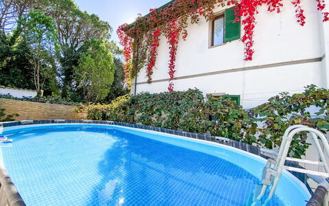 La Pausa: Mountain Range, Valley, Estate, Ridge, Driveway, Alps, Villa, Mountain Village, Mansion