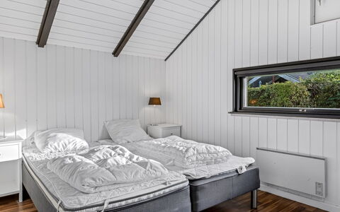 Filipa - 200M from the Sea: Bedroom, Ceiling, Bed, Interior Design, Bedding, Bed Sheet, Floor, Bed Frame, Linens, Hardwood