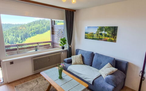 Accommodation:&nbsp;Urban & Florian 100.7
