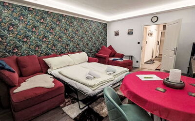 Urban & Florian Apt.67 Family 100.4: Furniture, Interior Design, Flooring, Floor, Couch, Ceiling, Lighting, Living Room, Room, Apartment