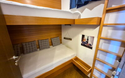 Accommodation:&nbsp;Urban & Florian 100.7