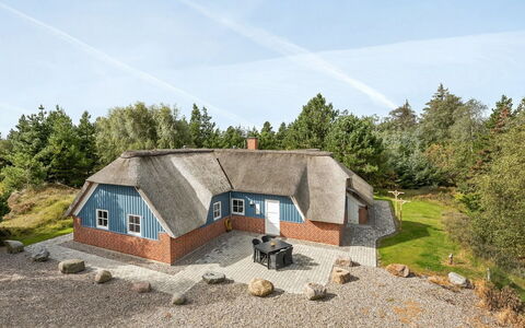 Alvina - 3.2Km from the Sea: Roof, House, Home, Cottage, Door, Siding, Deck, Porch, Plank, Hardwood