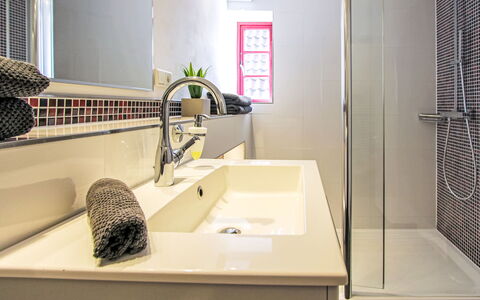 Schwalenberg 111: Bathroom, Bathroom Sink, Plumbing Fixture, Sink, Interior Design, Flooring, Tap, Floor, Plumbing, Bathtub