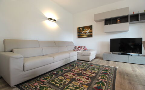 House Martina: Furniture, Interior Design, Flooring, Couch, Floor, Wall, Living Room, Room, Wood, Ceiling