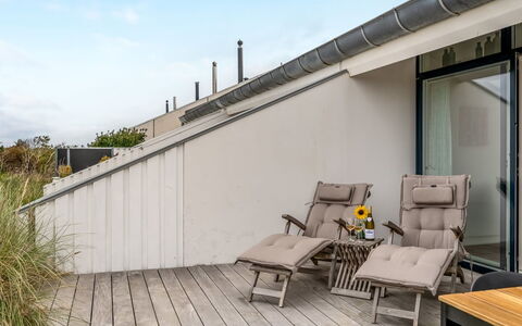 Adelbrand - 1Km from the Sea: Wood, Furniture, Apartment, Room, Ceiling, Wood Stain, Chair, Hardwood, Varnish, Lumber