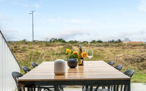 Adelbrand - 1Km from the Sea: Wood, Furniture, Apartment, Room, Ceiling, Wood Stain, Chair, Hardwood, Varnish, Lumber