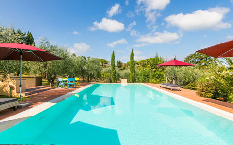 Vecchio Forno: Swimming Pool, Resort, Shrub, Garden, Eco Hotel, Landscaping, Hacienda, Estate, Villa, Leisure