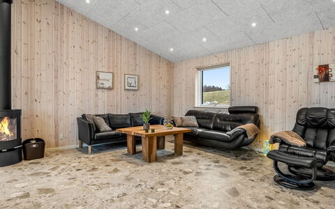 Gillis - 1Km from the Sea: Flooring, Wood, Floor, Interior Design, Ceiling, Furniture, Wood Flooring, Living Room, Home, Room