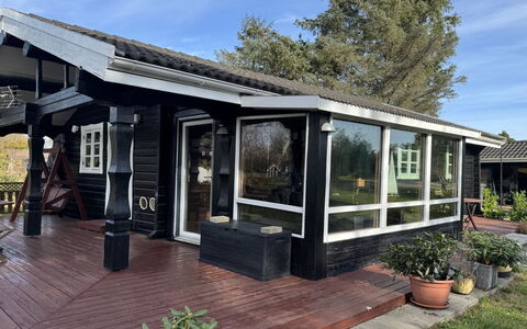 Hakon - 1Km from the Sea: Wood, Door, Porch, Roof, Home, House, Cottage, Outdoor Structure, Deck, Siding
