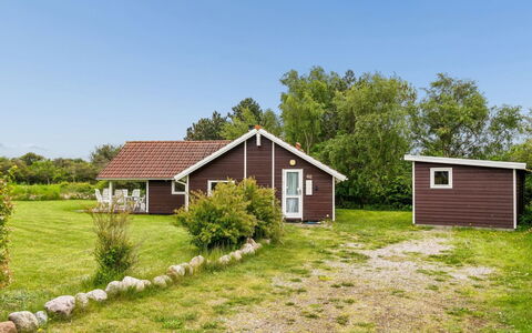 Terne - 90M from the Sea: Building, Grass, House, Home, Cottage, Roof, Land Lot, Rural Area, Door, Human Settlement