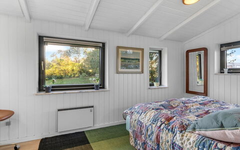 Sigbrit - 100M from the Sea: Wood, Bedroom, Ceiling, Interior Design, Bed, Bed Sheet, Furniture, Bedding, Home, Floor