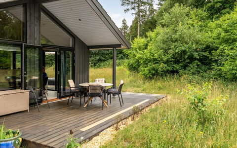 Jelisaveta - 45Km from the Sea: Home, Cottage, Land Lot, Garden Buildings, Groundcover, Siding, Porch, Estate, Garden, Shed