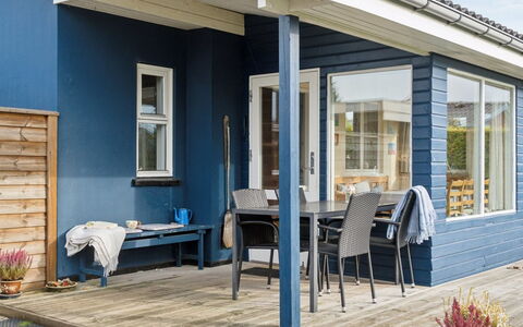 Elle - 175M from the Sea: Grass, Grassland, Landscape, Ecoregion, Plain, Plant Community, Land Lot, Outdoor Furniture, Prairie, Shrubland