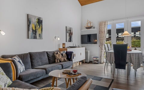 Benthe - 100M to the Fjord: Cottage, Backyard, Yard, Garden Buildings, Shed, Siding, Outdoor Furniture, Log Cabin, Outdoor Structure, Shack