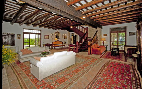 Villa Incanto: Interior Design, Ceiling, Room, Living Room, Couch, Chair, Hardwood, Design, Estate