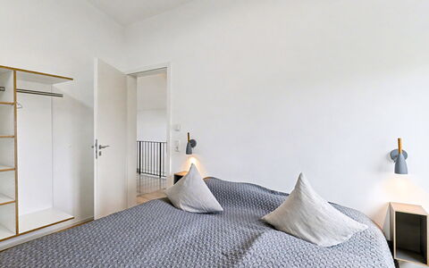 Paradiso: Interior Design, Flooring, Wall, Floor, Bed, Bedroom, Furniture, Wood, Ceiling, Room