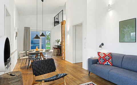 Dünenblick: Furniture, Interior Design, Flooring, Wall, Floor, Couch, Wood, Living Room, Ceiling, Chair