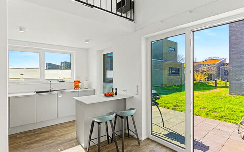 Schmidt: Home, Apartment, Wood Stain, Kitchen, Daylighting, Penthouse Apartment, Houseplant