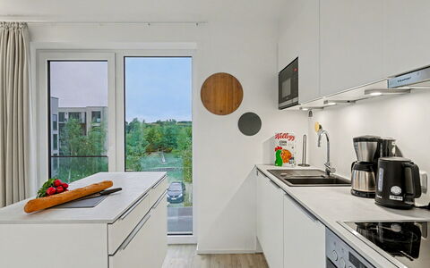 Seezauber: Kitchen, Countertop, Interior Design, Flooring, Apartment, Furniture, Kitchen Appliance, Floor, Home, Cabinetry