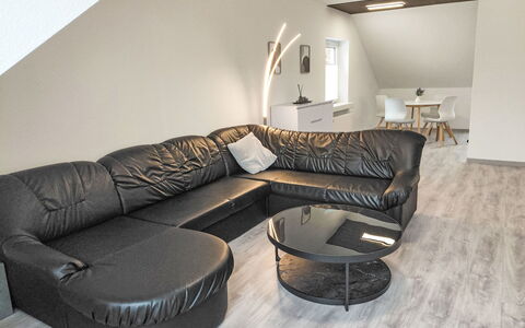 Sonnenschein: Furniture, Flooring, Floor, Wood, Interior Design, Couch, Wood Flooring, Home, Living Room, Laminate Flooring