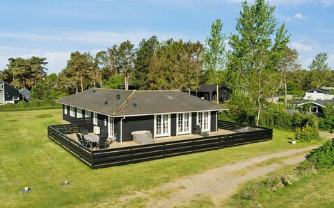 Dietke - 85M from the Sea: Blue, Cottage, House, Home, Farmhouse, Estate, Siding
