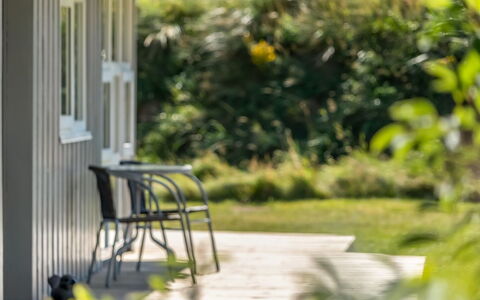 Melita - 2Km from the Sea: Blue, Shrub, Cottage, Groundcover, Garden, Estate, Shade, Landscaping, Farmhouse, Eco Hotel