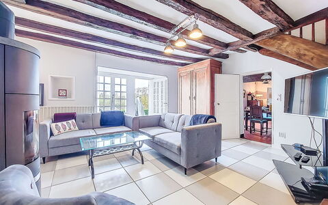 Les Goganes: Door, Balcony, Chair, Outdoor Furniture, Yard, Driveway, Houseplant, Courtyard, Walkway, Flowerpot