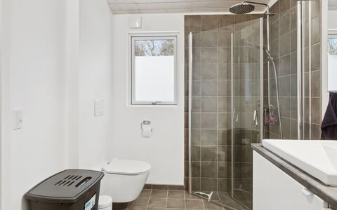 Amitola - 800M from the Sea: Flooring, Wall, Floor, Plumbing Fixture, Interior Design, Wood, Ceiling, Sink, Plumbing, Bathroom