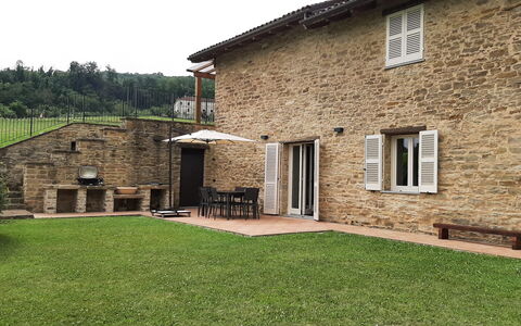 Villa Pietra With Pool On Piemonte Hills: Brick, Cottage, Brickwork, Garden, Backyard, Lawn, Farmhouse, Yard, Stone Wall, Landscaping