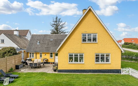 Fränze - 500M from the Sea: Cottage, Backyard, Yard, Garden Buildings, Shed, Siding, Outdoor Furniture, Log Cabin, Outdoor Structure, Shack