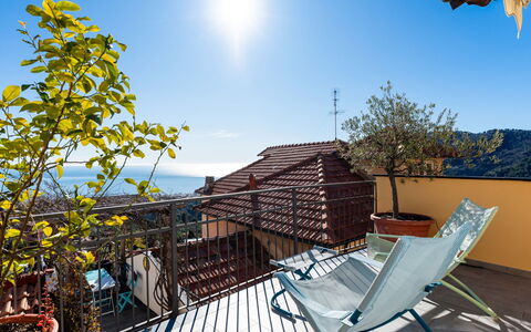 Terrazza con Glicine: Balcony, Apartment, Handrail, Shade, Baluster, Chair, Eco Hotel, Porch, Outdoor Furniture, Deck